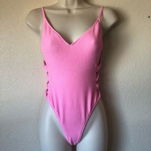 TOPSHOP || pink terry cloth side cut out bodysuit